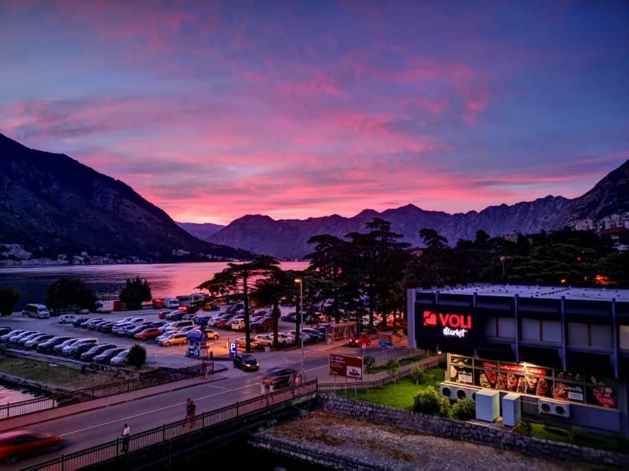 Apartment Todor Kotor Exteriér fotografie